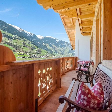 Beautiful Apartment In Ramsau With Balcony Ramsau im Zillertal Buitenkant foto