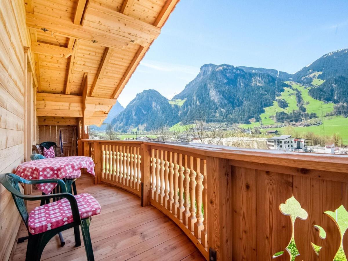 Beautiful Apartment In Ramsau With Balcony Ramsau im Zillertal Buitenkant foto
